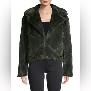 C & C California dark green faux fur cropped jacket. Size M. EUC.